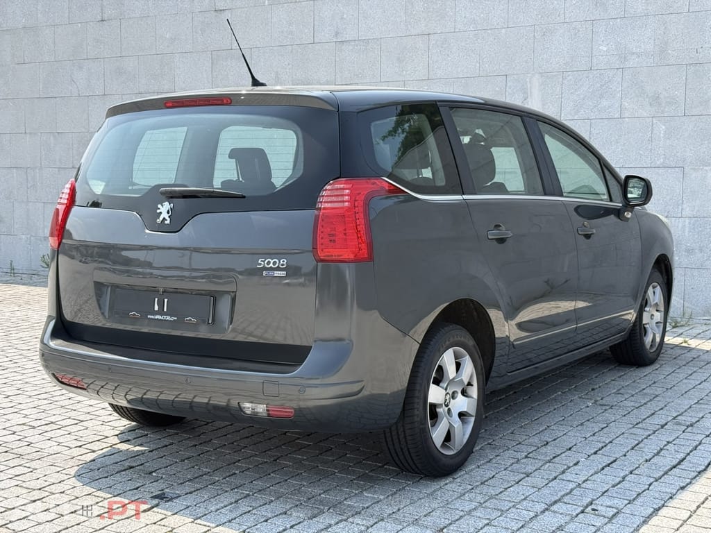 Peugeot 5008 1.2 PureTech Style