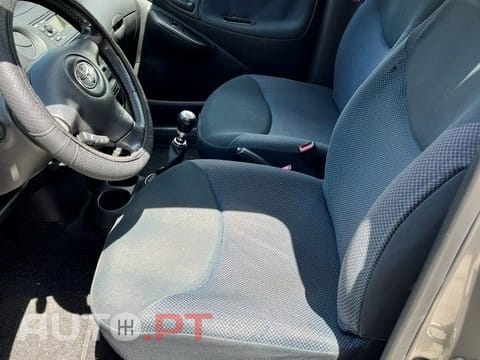 Toyota Yaris 1.0 Terra AC