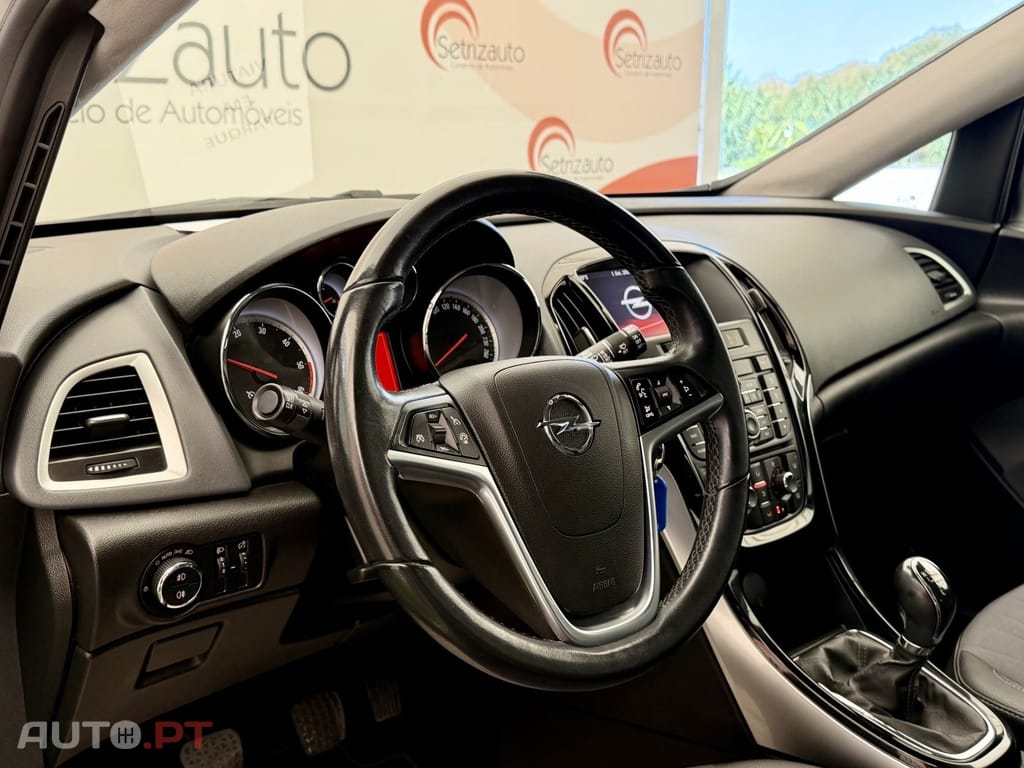 Opel Astra 1.6 CDTI Dynamic S/S