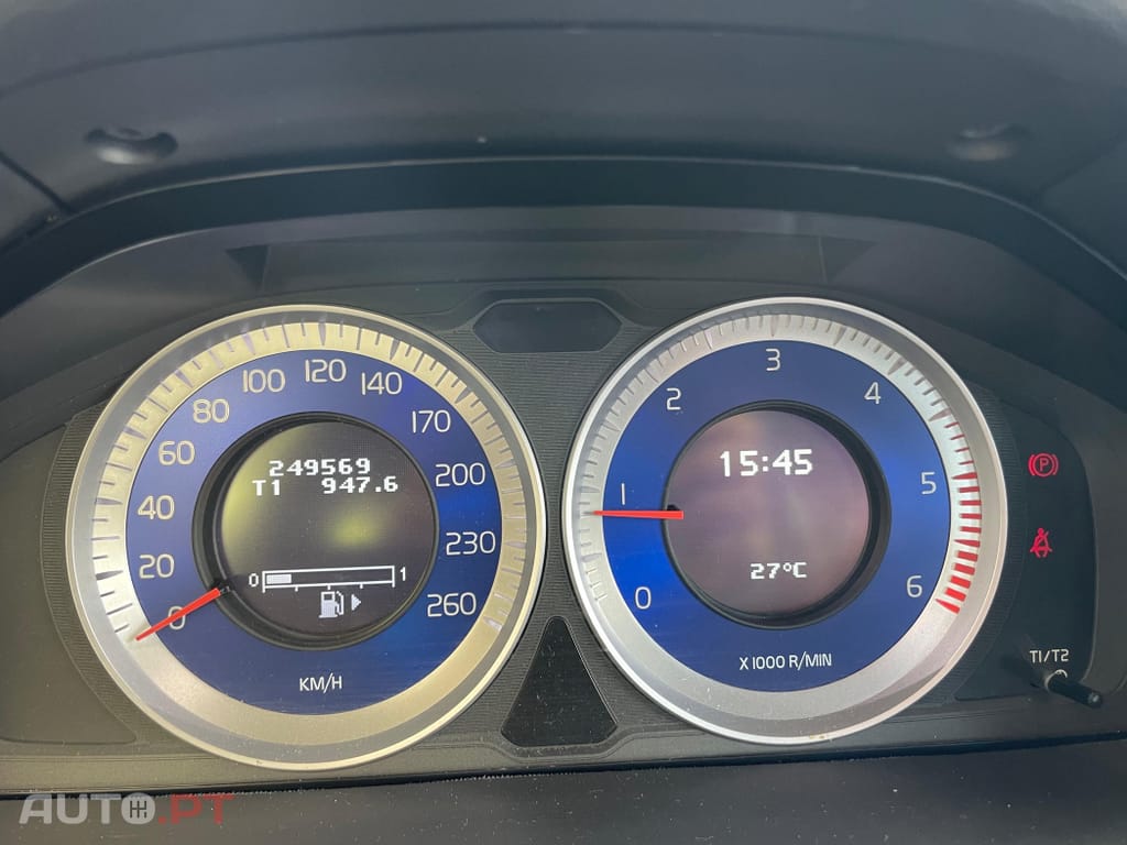 Volvo V60 2.0 D3 R-Design Start/Stop