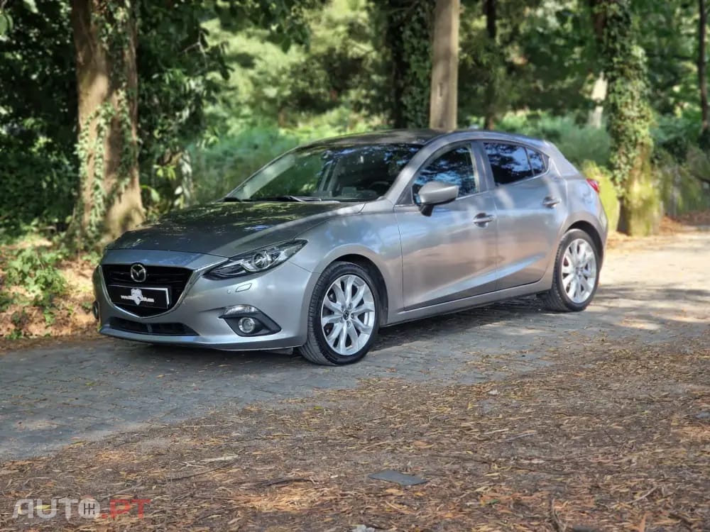 Mazda 3 1.5 Sky-D Excellence Pack Leather Navi