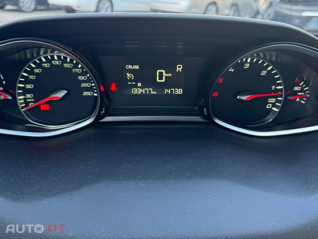Peugeot 308 1.5 BlueHDi Allure Pack EAT8