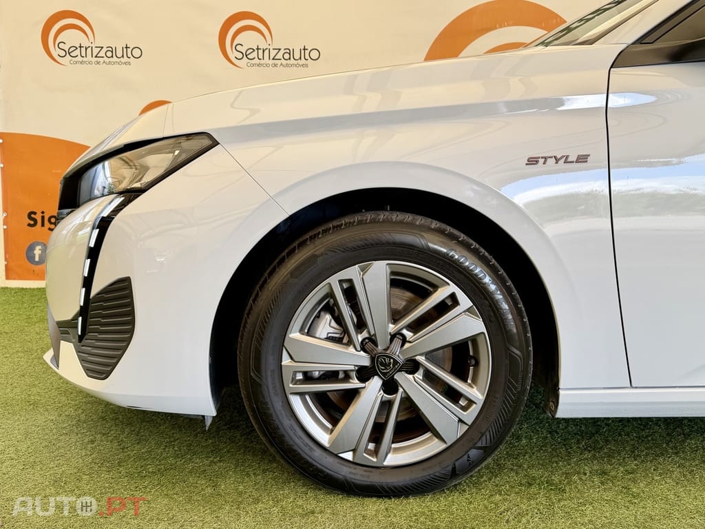 Peugeot 308 SW 1.2 Hybrid Style e-DCS6