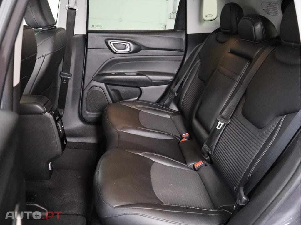 Jeep Compass Limited 1.3 TG Plug In Hybrid 4Xe