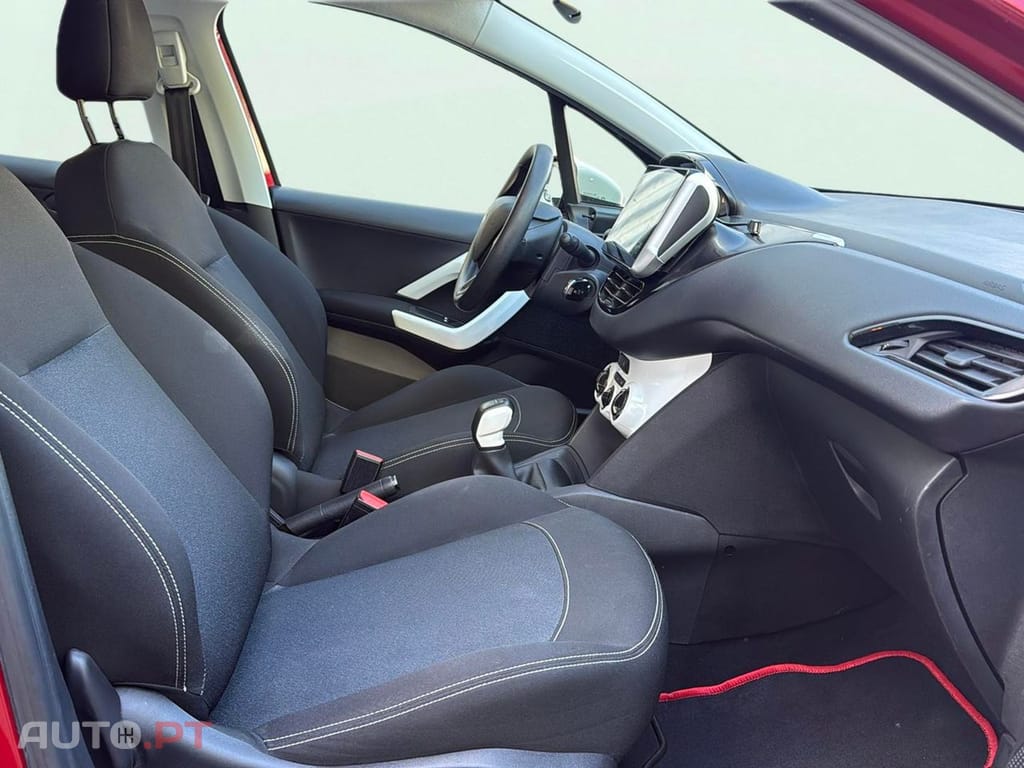 Peugeot 208 1.2 PureTech Style