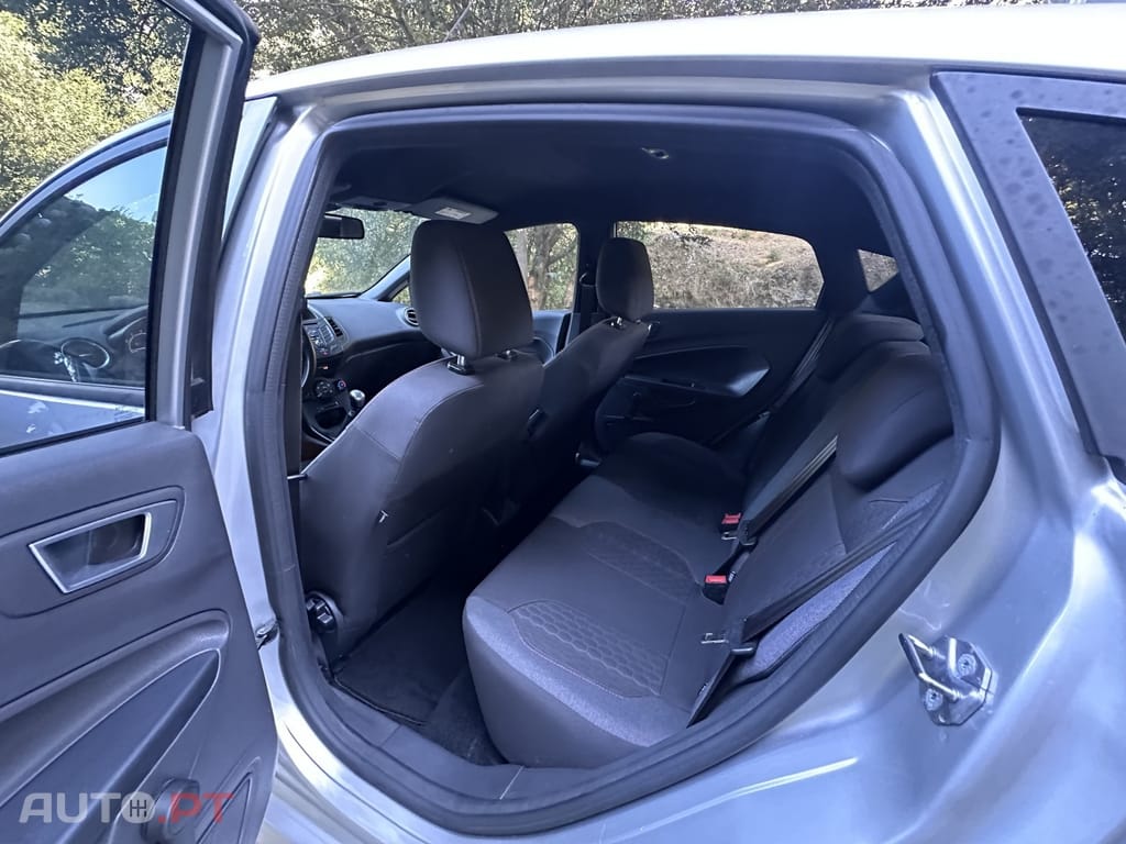 Ford Fiesta 1.0 EcoBoost S&S ST-LINE