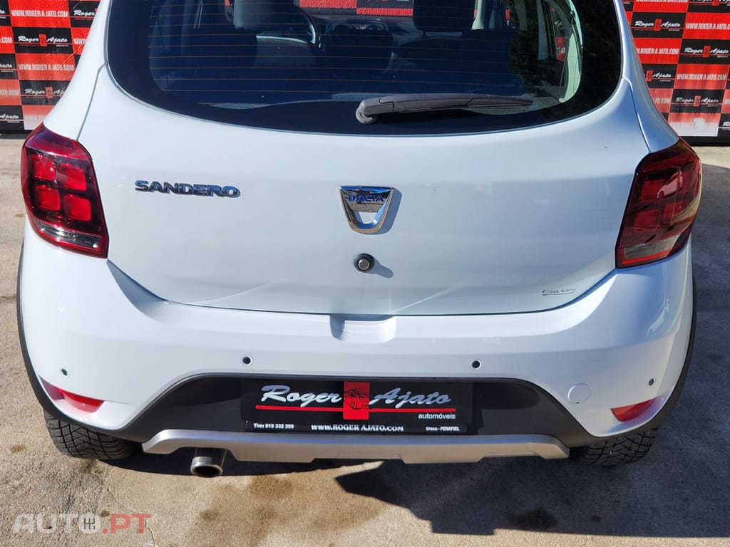 Dacia Sandero Stepway Blue dCi 95 Celebration