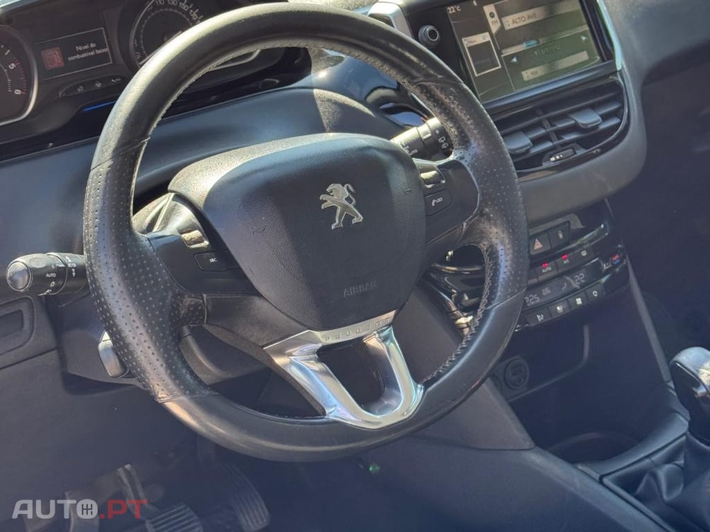 Peugeot 208 1.6 e-HDi Allure