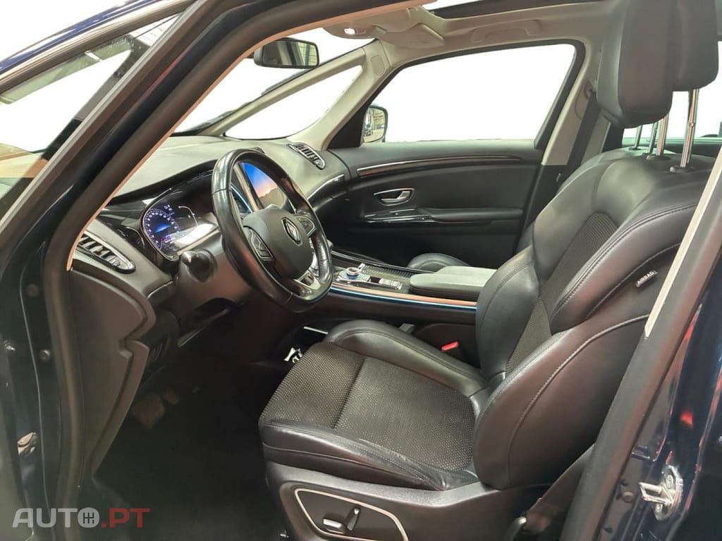 Renault Espace 2.0 dCi Evolution EDC