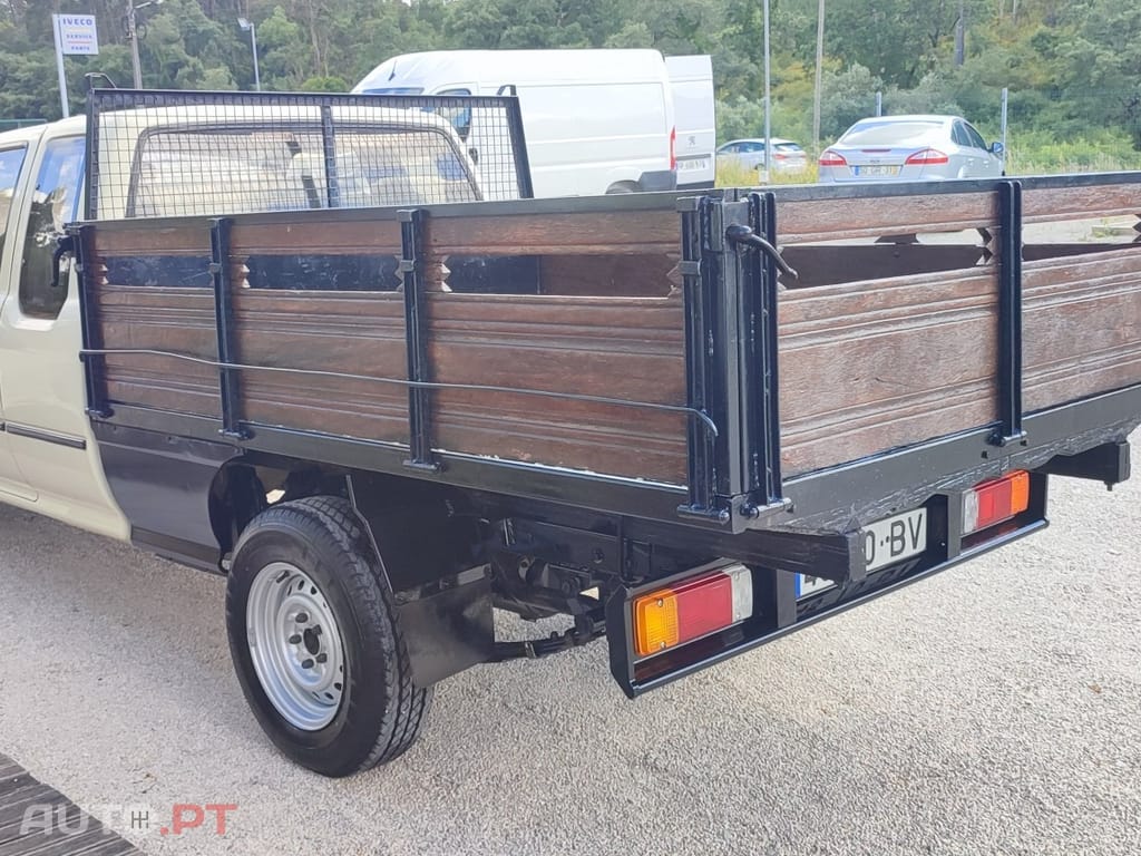 Toyota Hilux 2.4 D LN150LT C.Extra