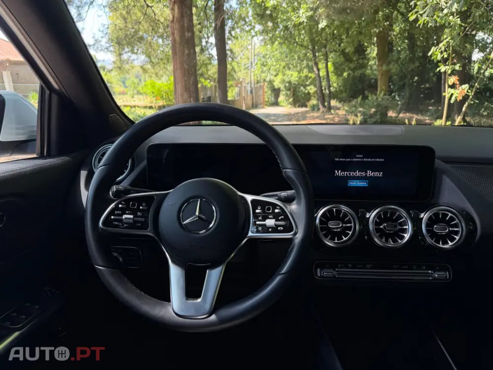 Mercedes-Benz GLA 250 e 8G-DCT Special Edition