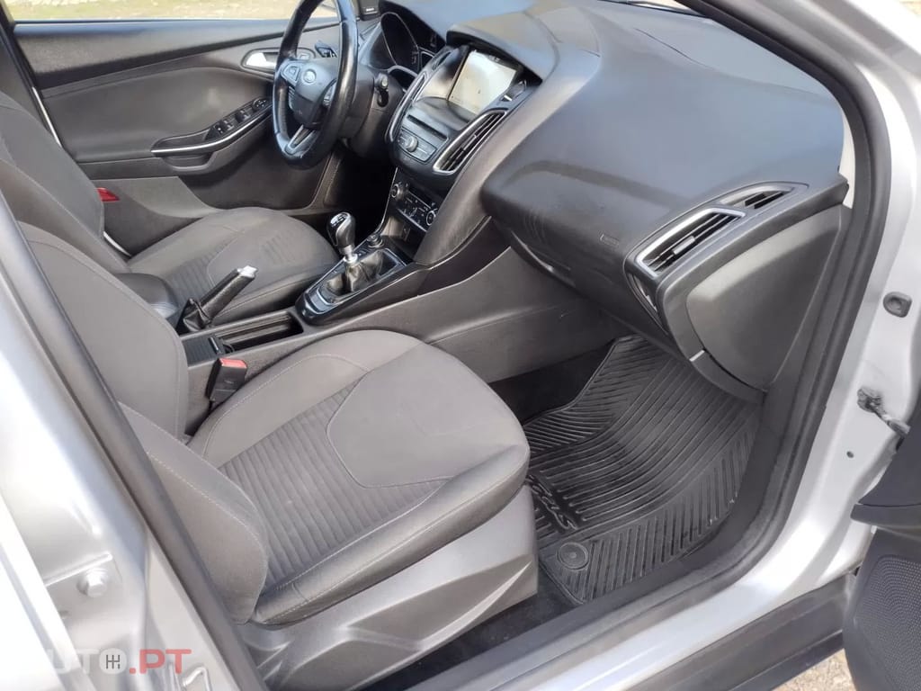 Ford Focus 1.0 EcoBoost Titanium