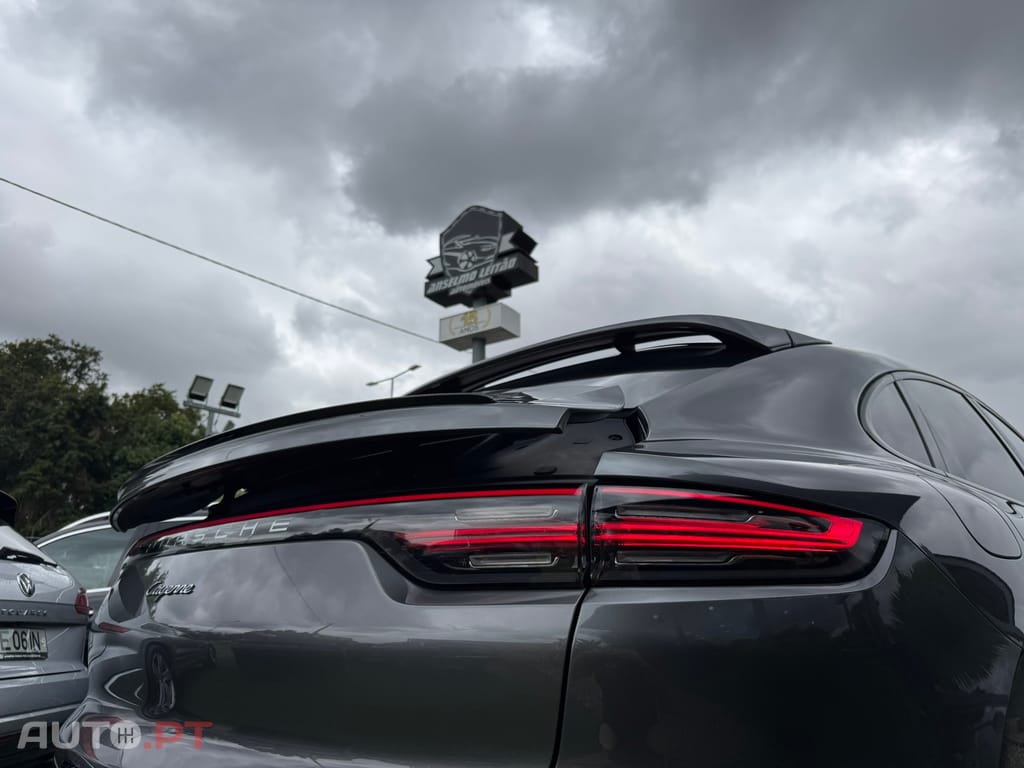 Porsche Cayenne Standard