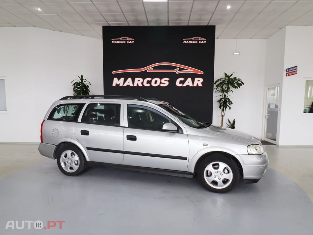Opel Astra Caravan 1.2 Club