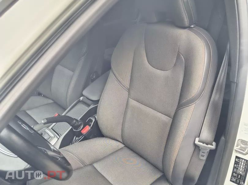 Volvo V40 Cross Country D2 You