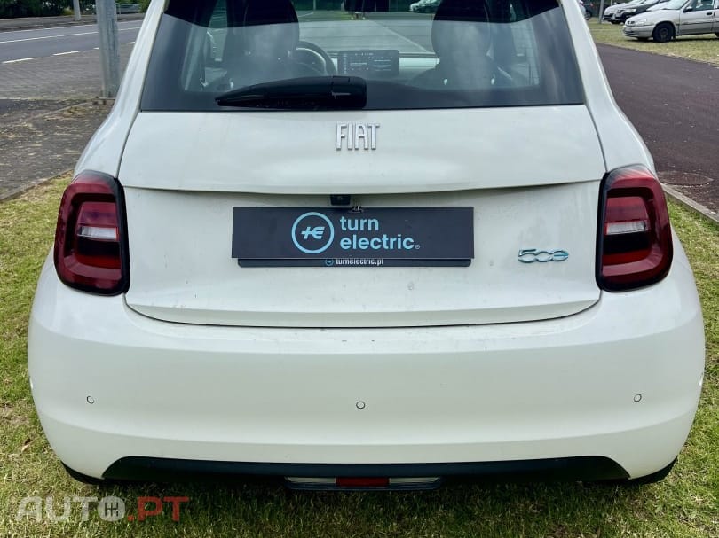 Fiat 500e 42 kWh Icon