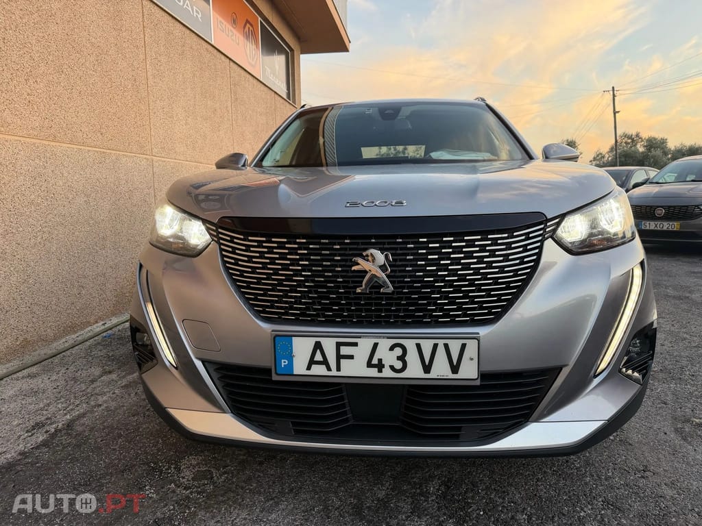Peugeot 2008 1.2 PureTech Allure Pack