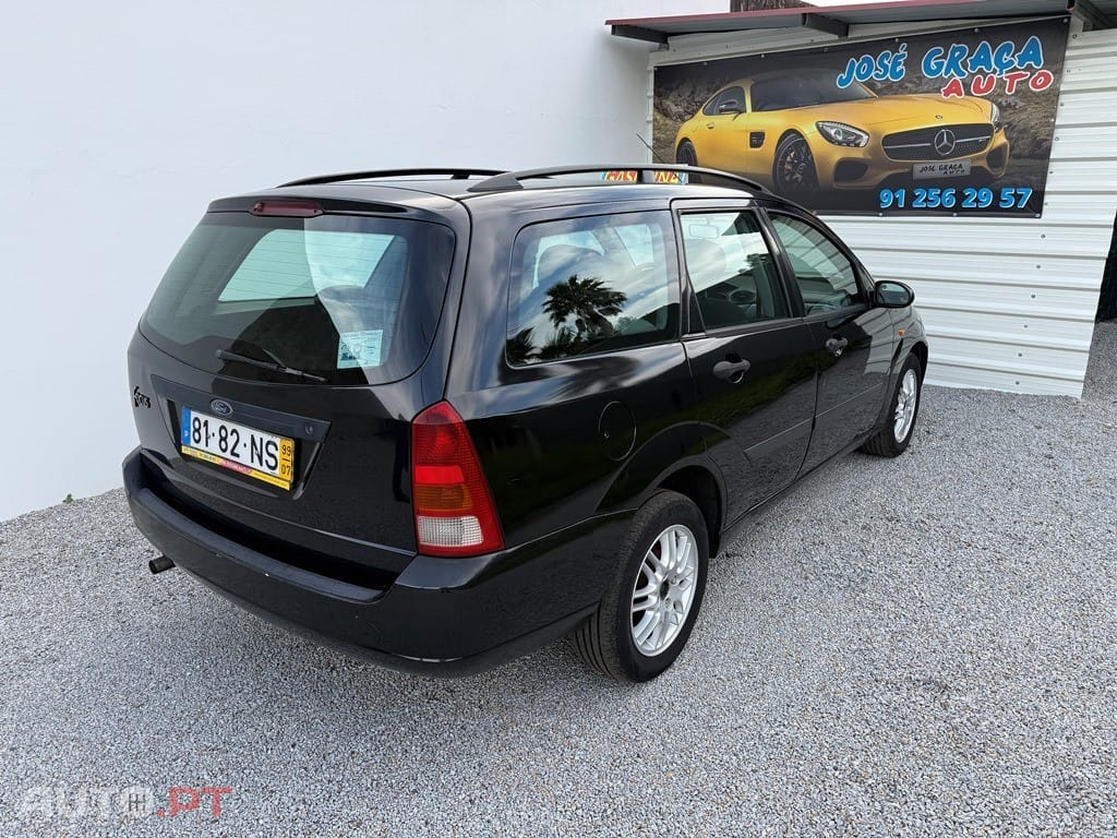 Ford Focus SW 1.6 Ambiente