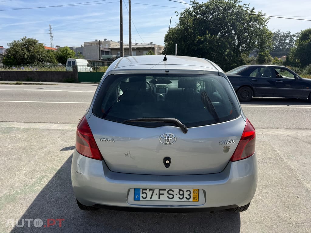 Toyota Yaris 1.0 VVT-i AC