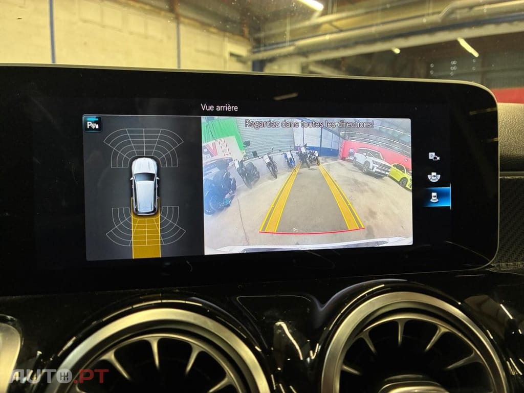 Mercedes-Benz GLB 200 AMG Line