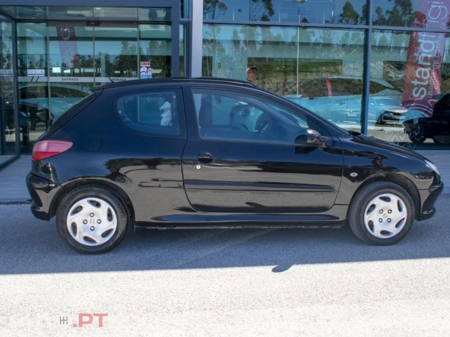 Peugeot 206 1.1