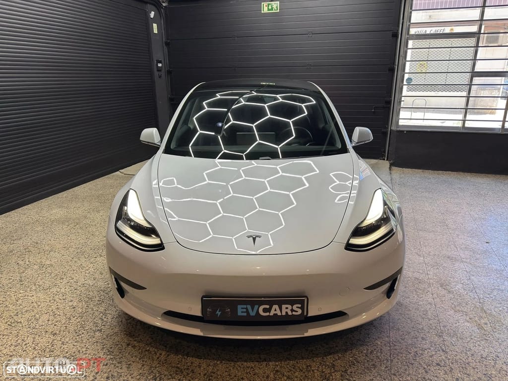 Tesla Model 3 Long Range AWD Dual Motor