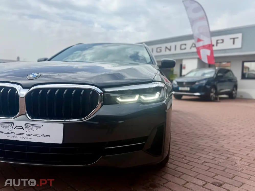 BMW 530 e Pack Desportivo M