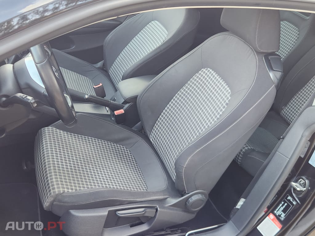 Volkswagen Scirocco 2.0 TDI Sport