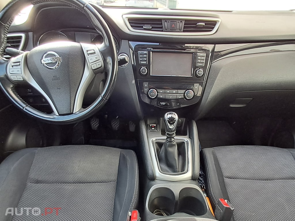 Nissan Qashqai Acenta