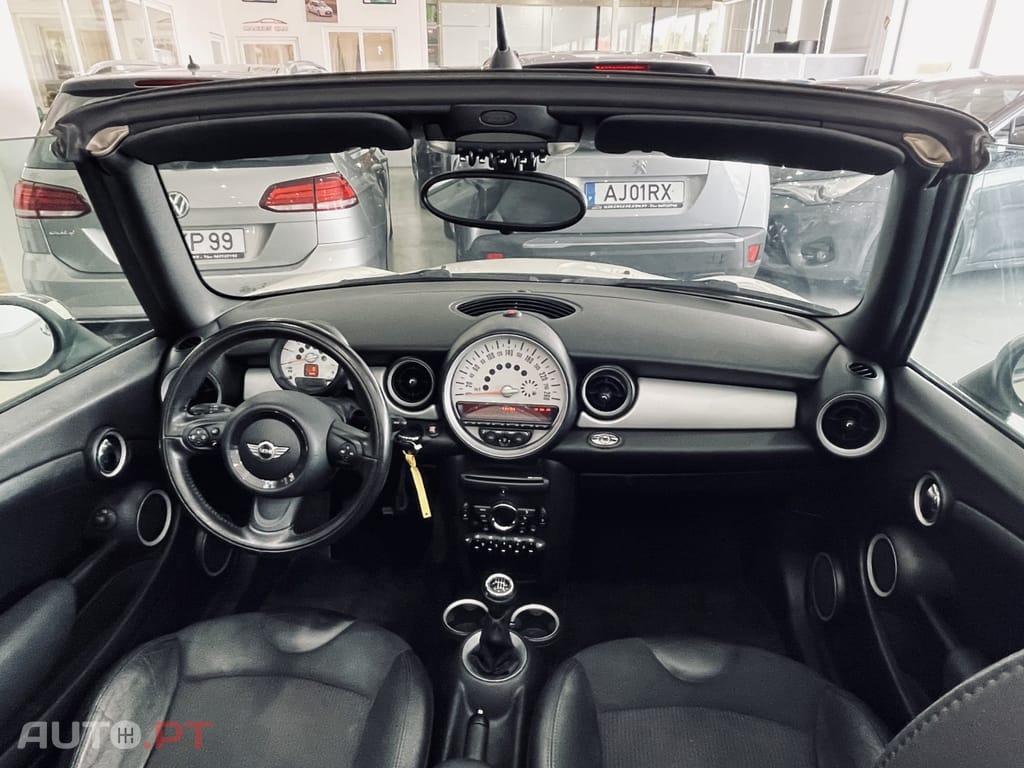 MINI Cabrio Cooper D