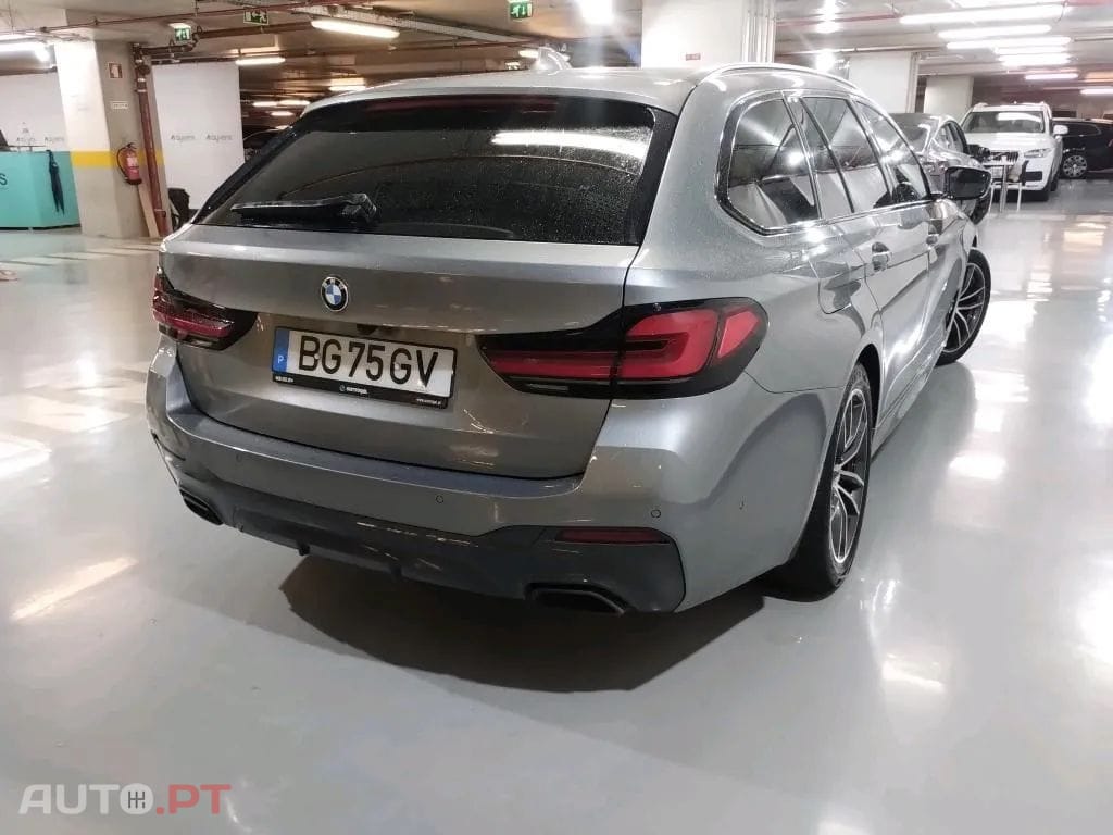 BMW 520 d Pack Desportivo M Auto