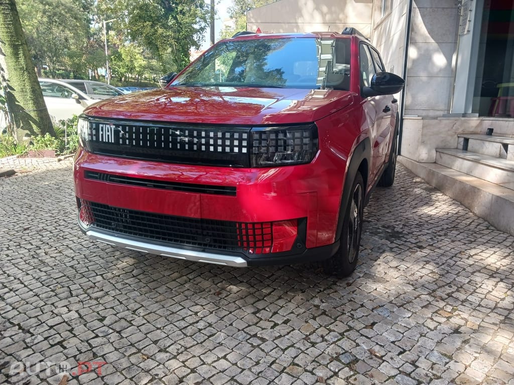 Fiat Grande Panda 1.2 Hybrid La Prima eDCT