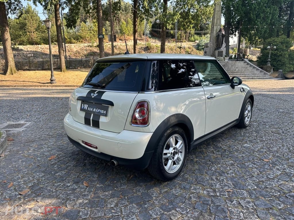 MINI Cooper One 1.6