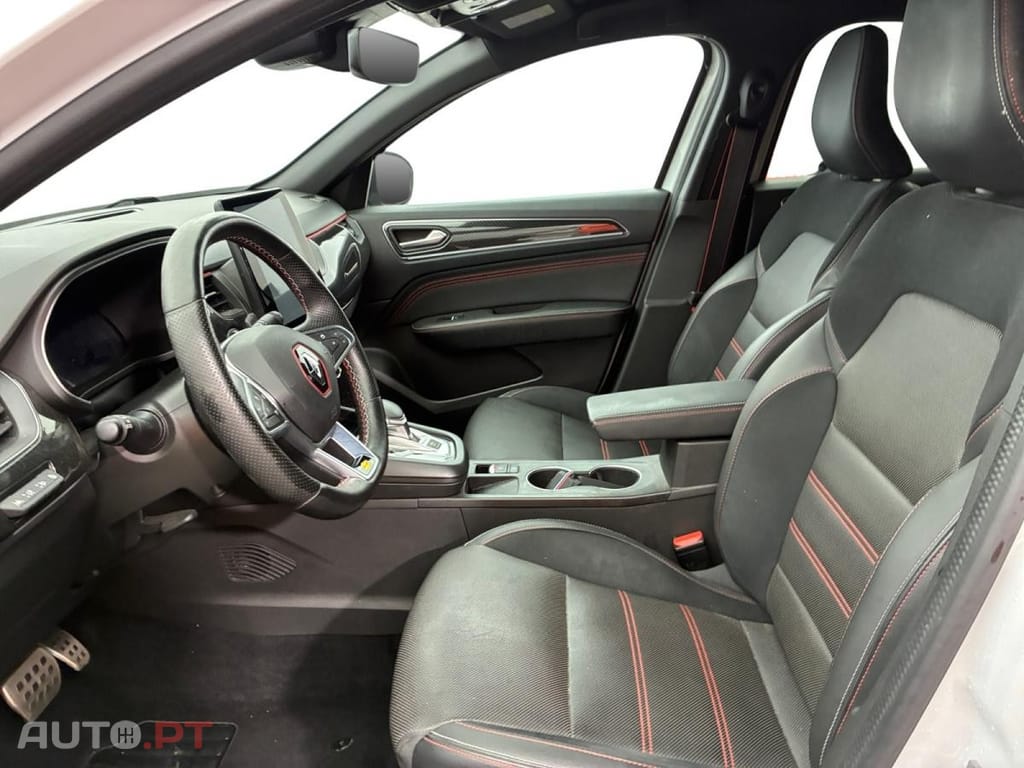 Renault Arkana E-Tech R.S. Line