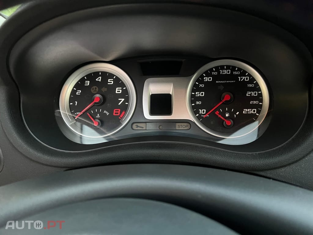 Renault Clio 2.0 16V Sport