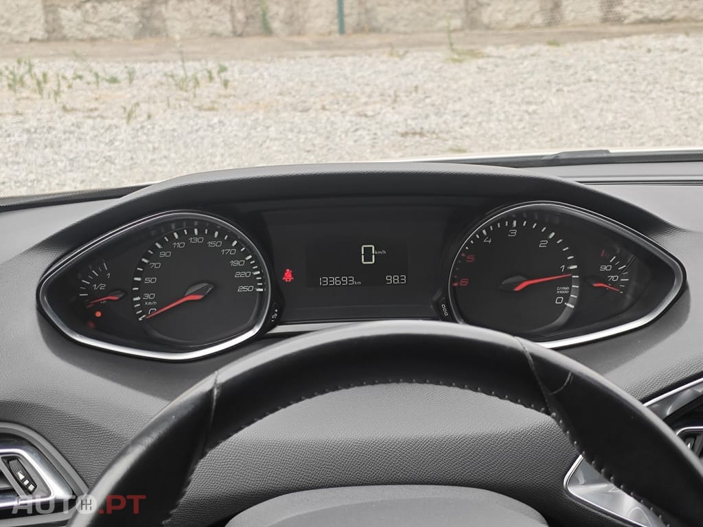 Peugeot 308 1.6 BlueHDi Style