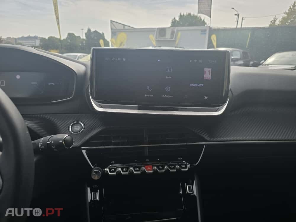 Peugeot 2008 PureTech 100 Allure