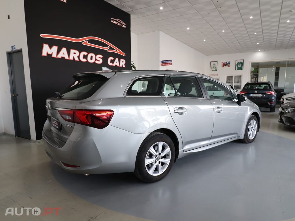 Toyota Avensis Touring Sports 1.6 D-4D Comfort
