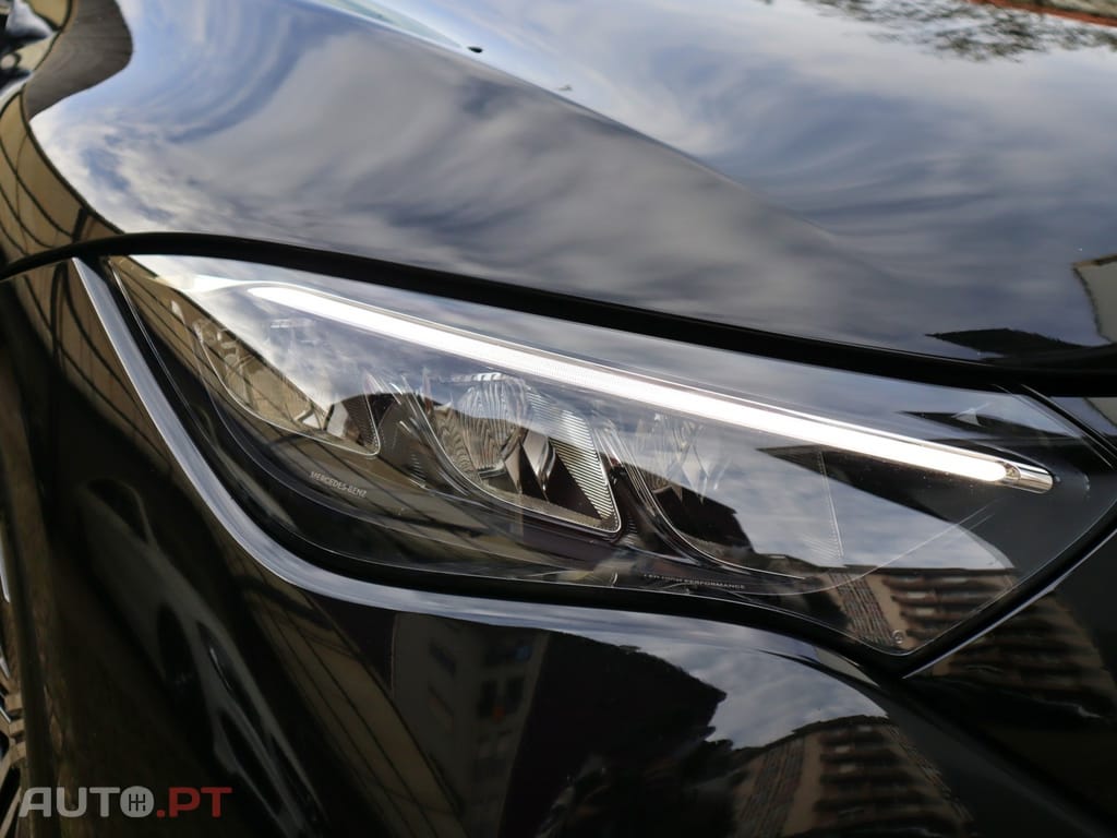 Mercedes-Benz EQE 300 AMG Line