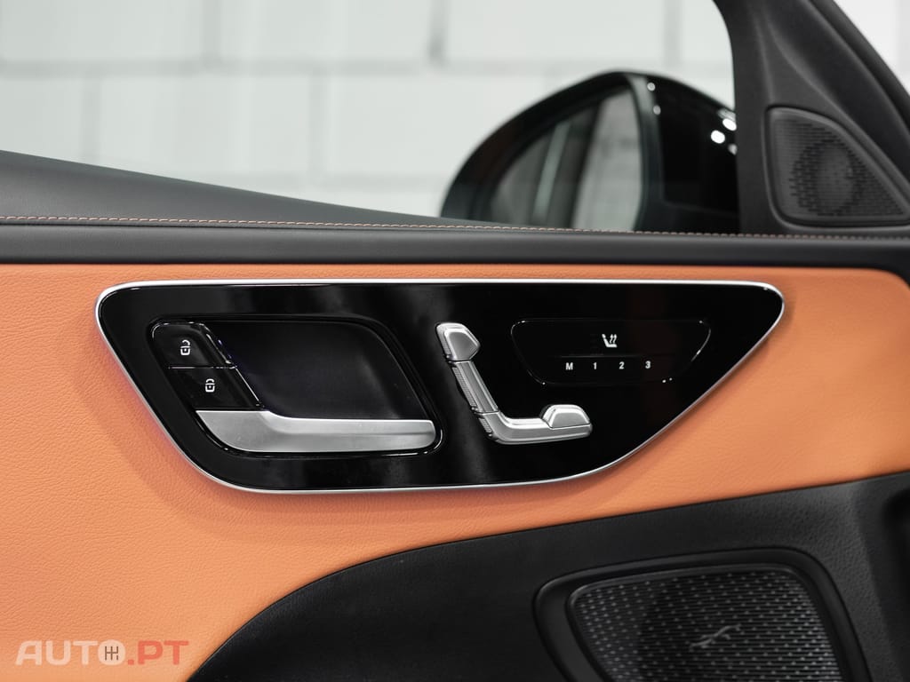 Mercedes-Benz C 300 e AMG Line