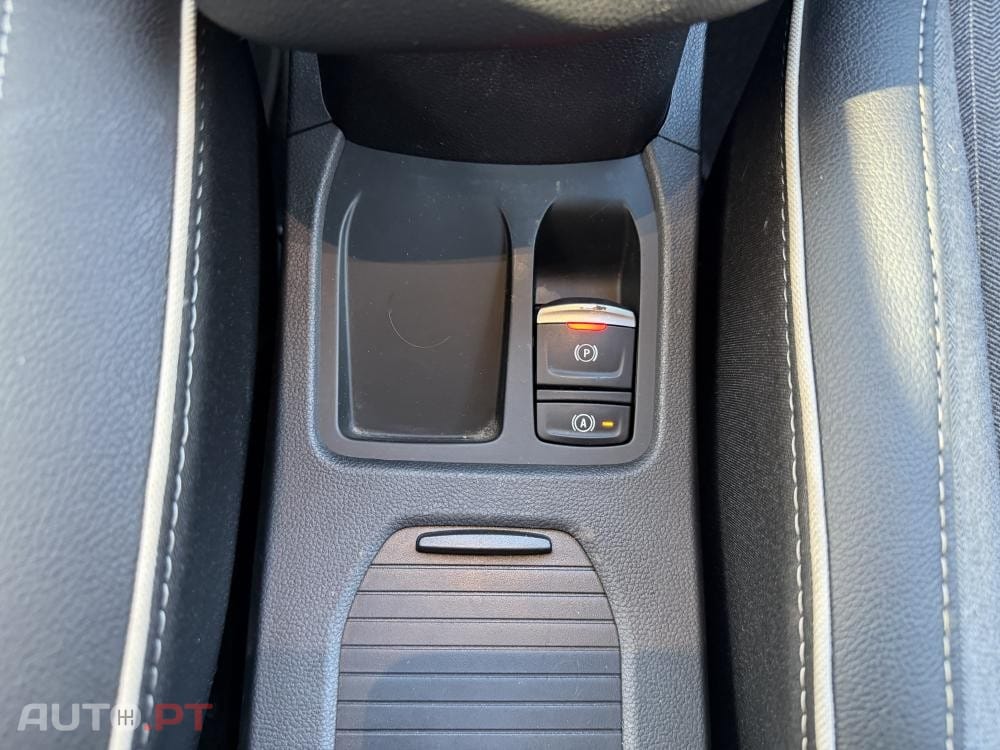 Renault Clio 1.0 TCe Techno Bi-Fuel