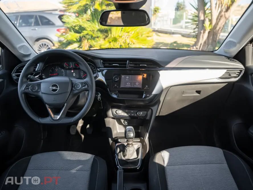 Opel Corsa 1.2 T Business Edition