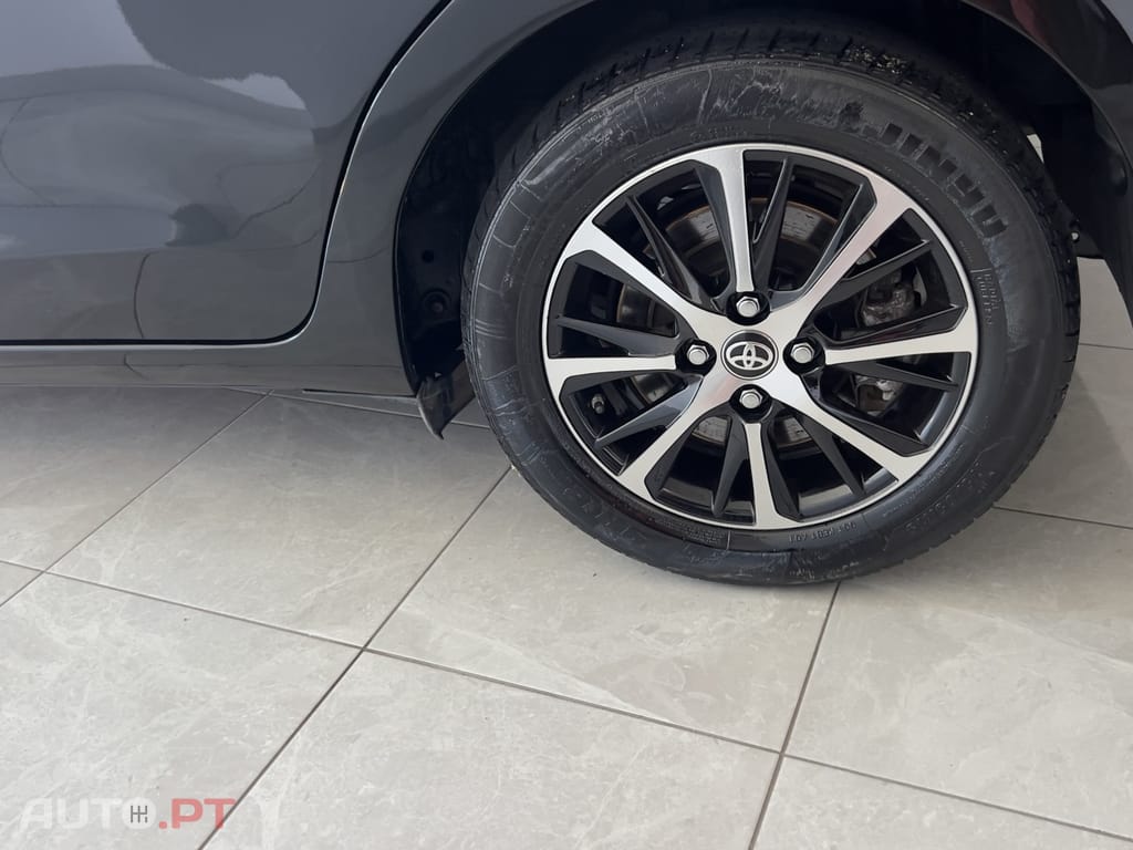 Toyota Yaris 1.5 HSD Comfort+P.Style