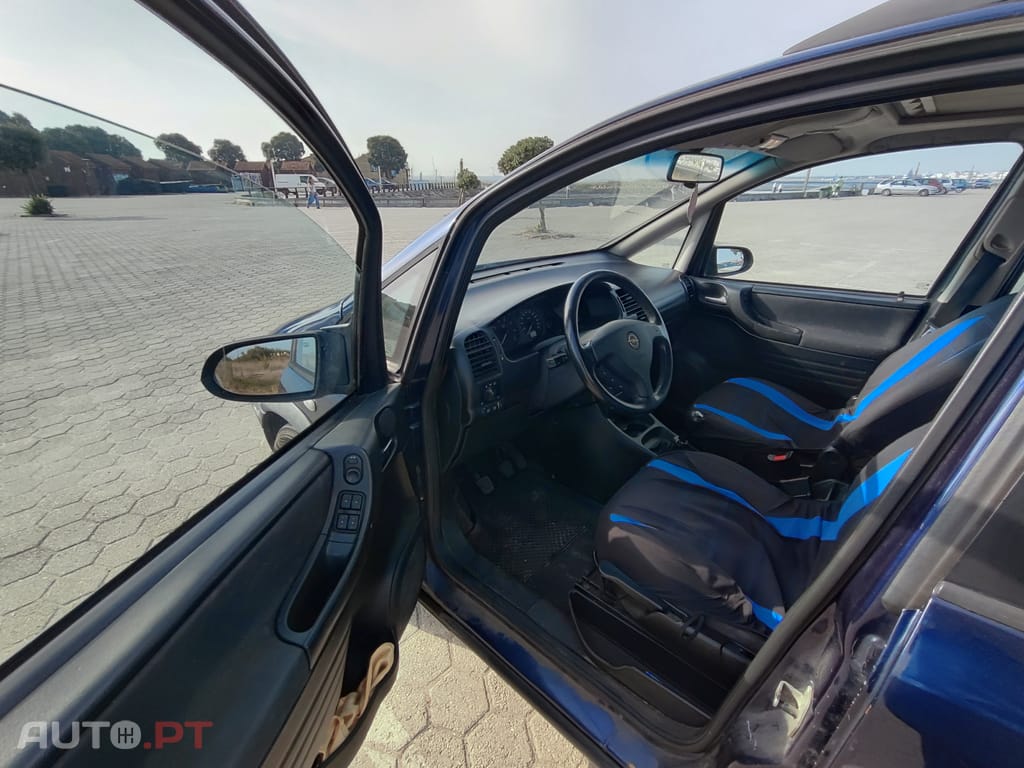 Opel Zafira Elegance
