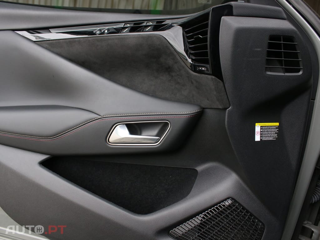 DS DS4 1.2 PureTech Performance Line EAT8