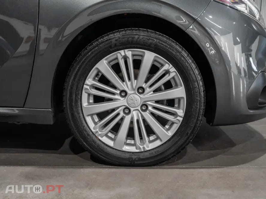Peugeot 208 ND