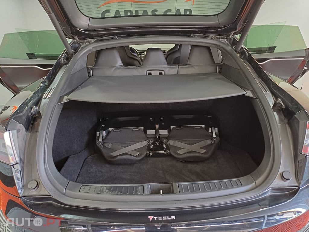 Tesla Model S P85D