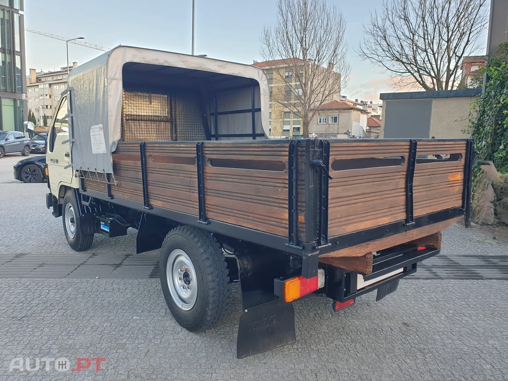 Toyota Dyna 150 2.8D 83cv