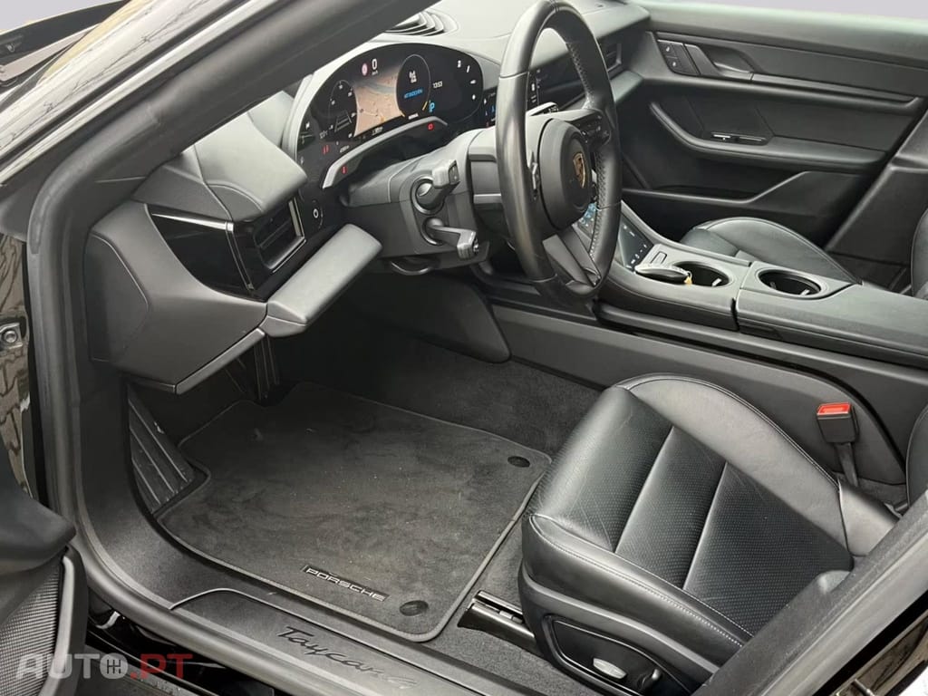 Porsche Taycan 4 I.V.A DEDUTIVEL 