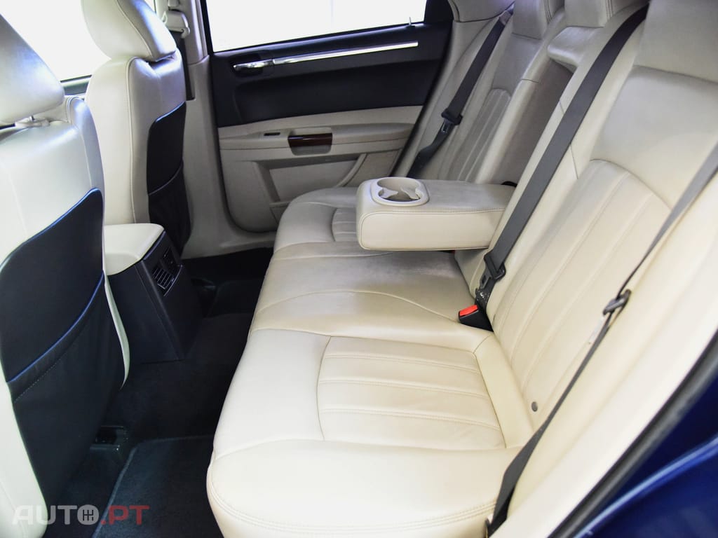 Chrysler 300 C 3.0 CRD